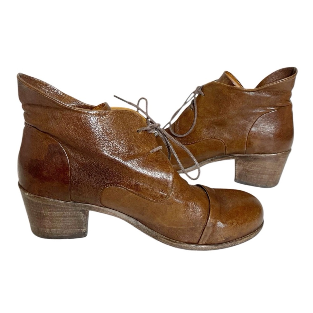 P. Monjo Ped Monjo Lavigne brown leather lace up boots size 40 (10)